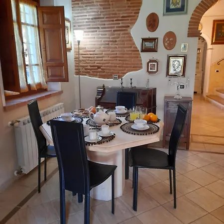 Casa Il Salice Holiday home Camaiore